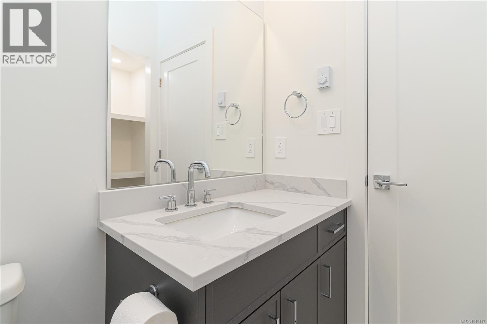 2580 Nickson Way, Sooke