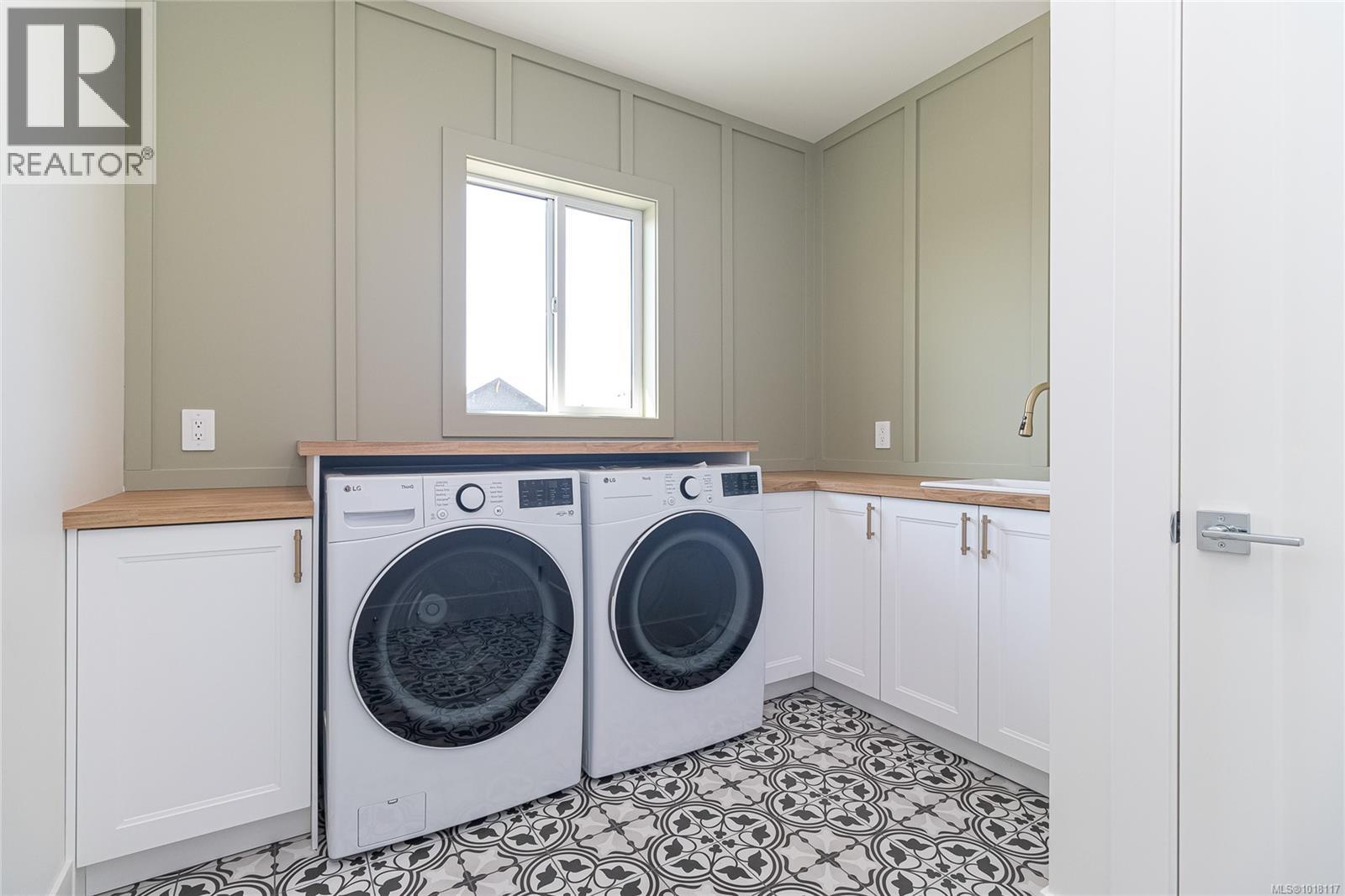 2580 Nickson Way, Sooke