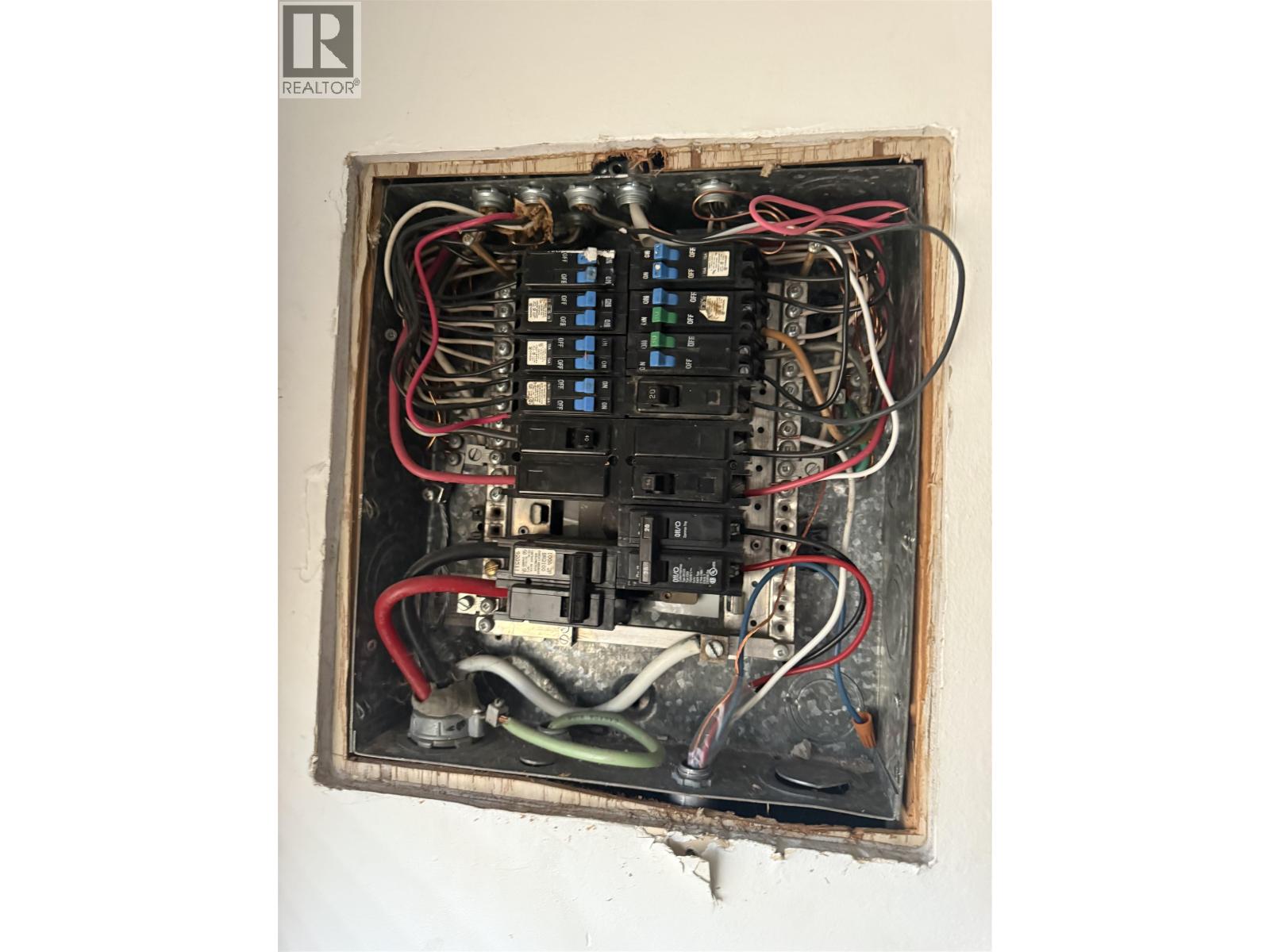 8707 75 STREET, Fort St. John