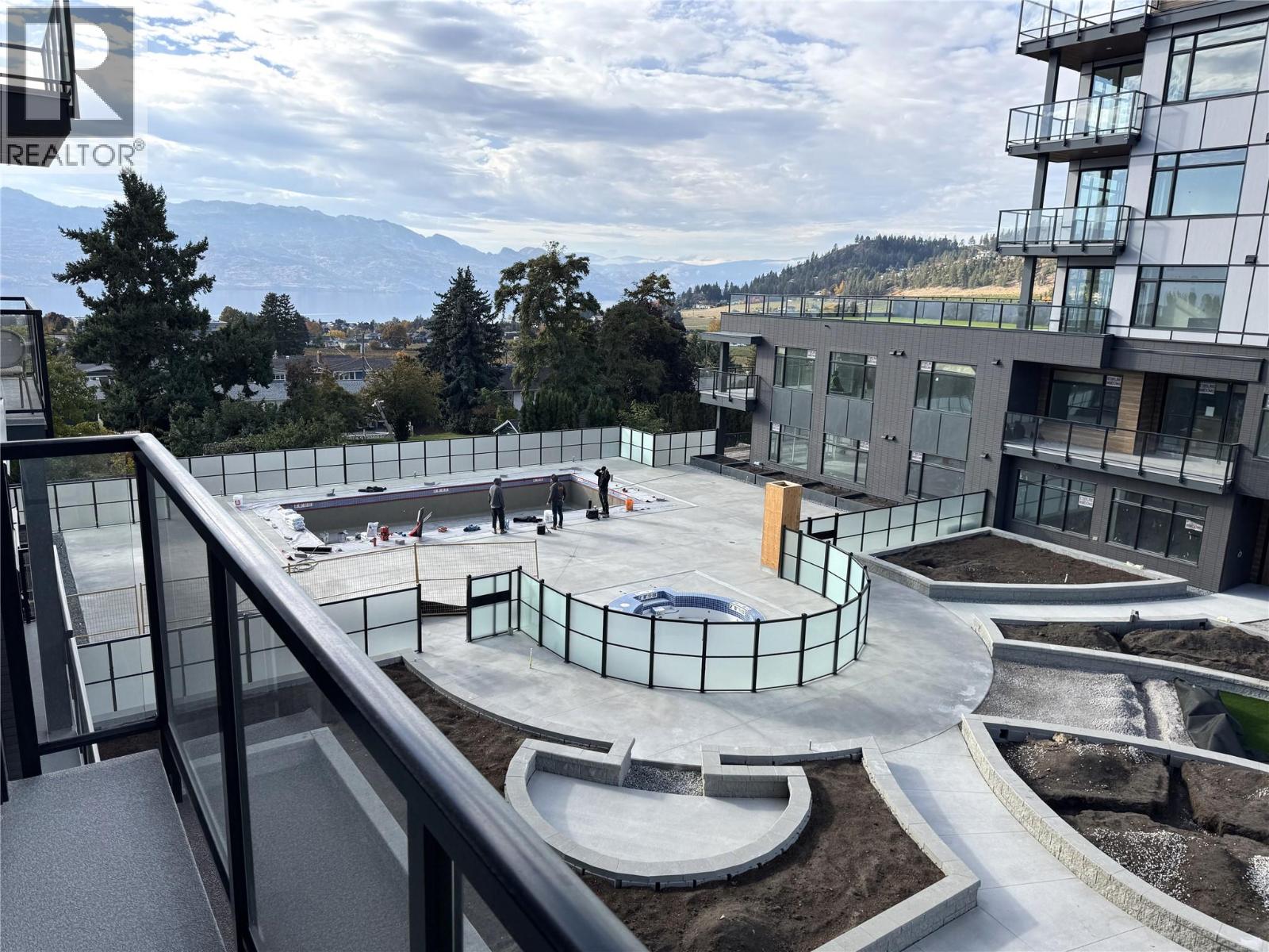 303 2750 Olalla Road, West Kelowna