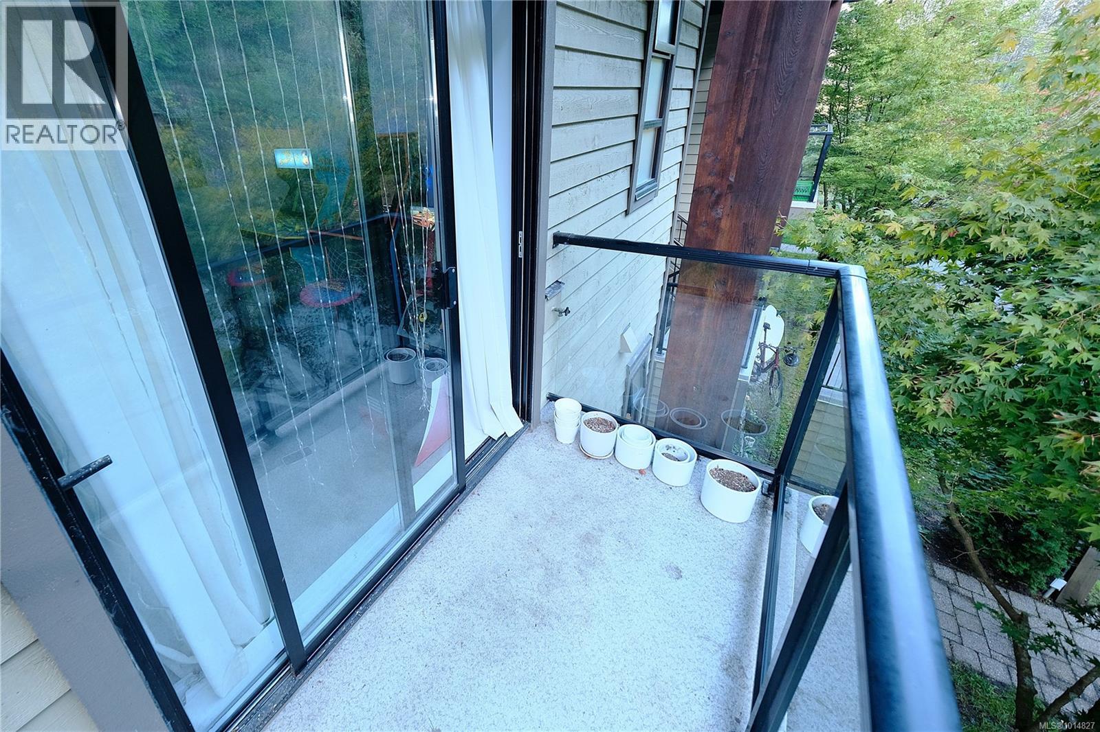 204 591 Pfeiffer Cres, Tofino