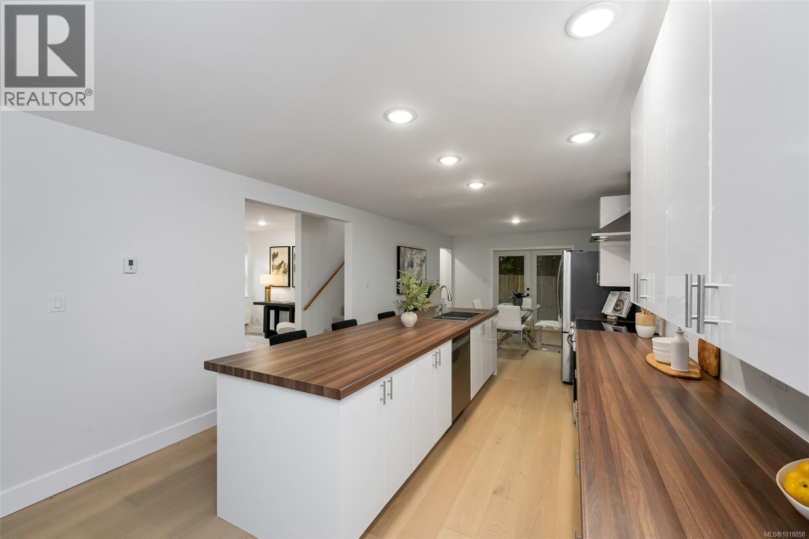 2590 Sooke River Rd, Sooke