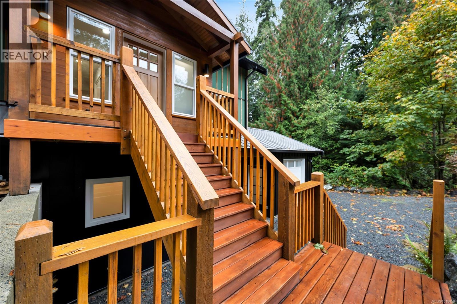 2590 Sooke River Rd, Sooke