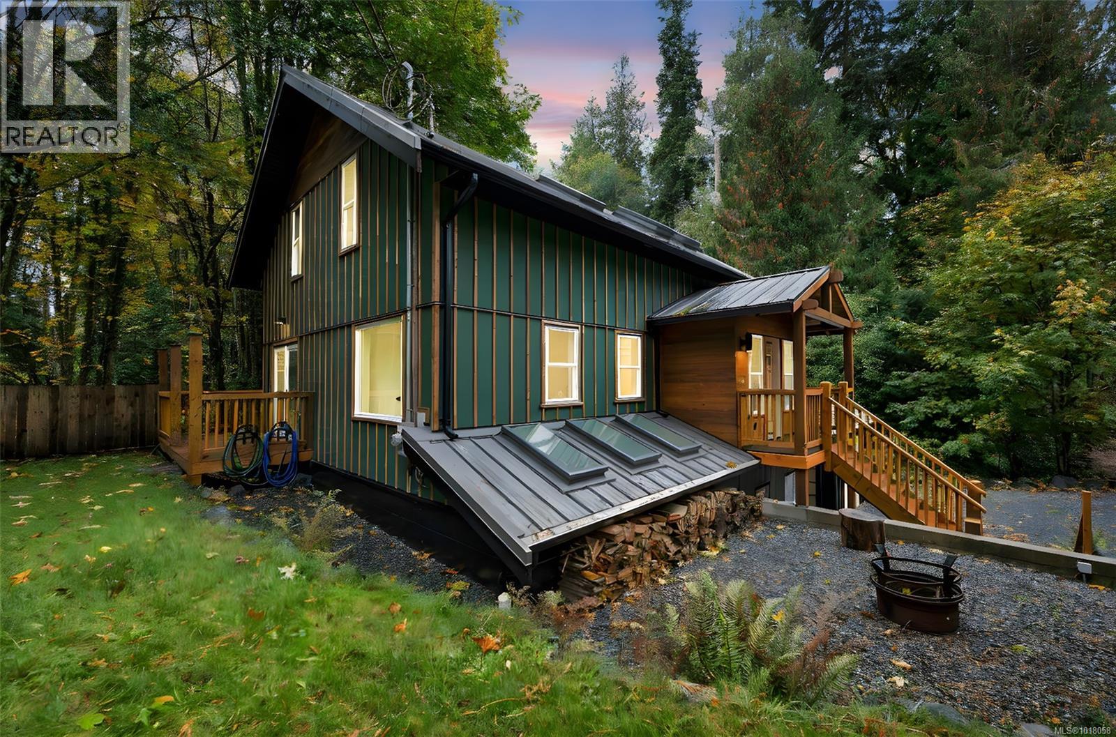 2590 Sooke River Rd, Sooke