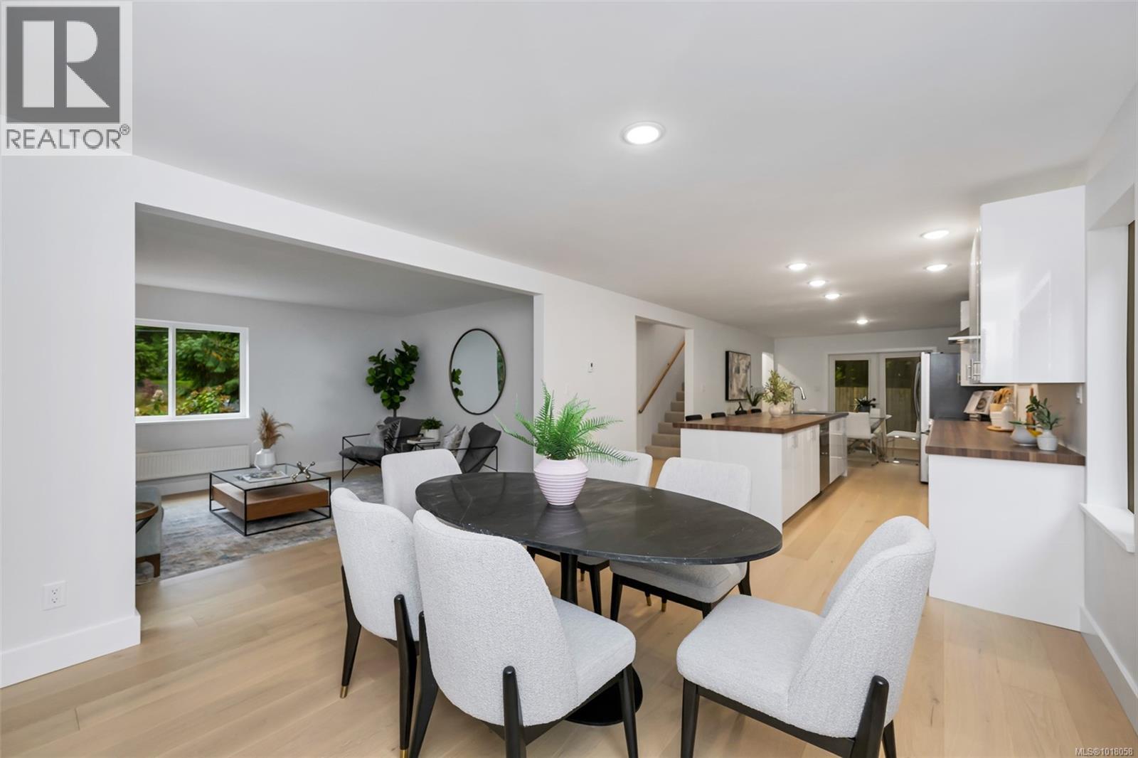 2590 Sooke River Rd, Sooke