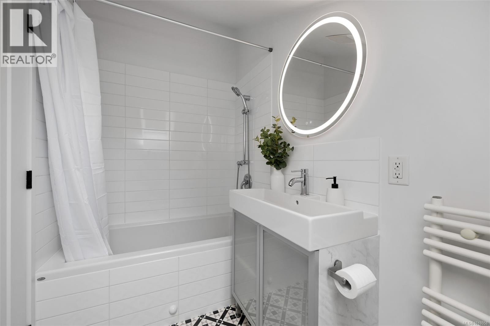 2590 Sooke River Rd, Sooke