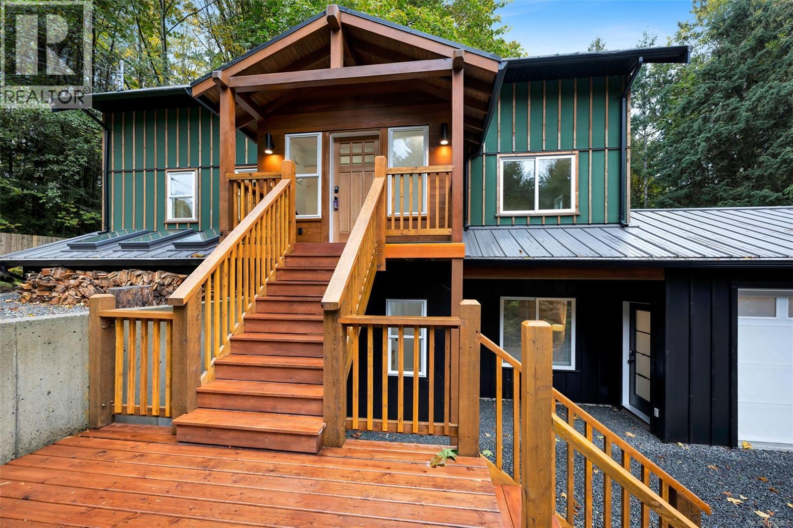 2590 Sooke River Rd, Sooke