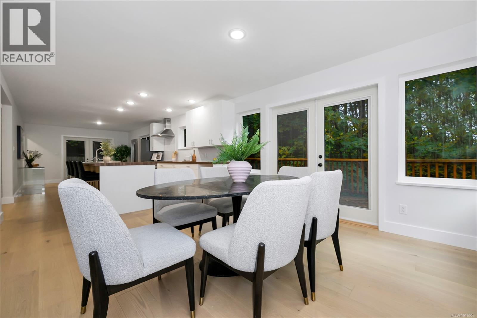 2590 Sooke River Rd, Sooke