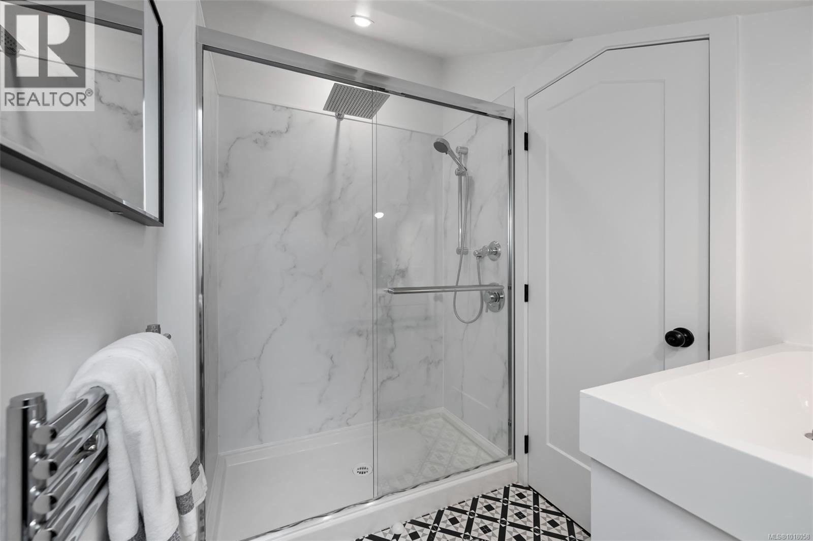 2590 Sooke River Rd, Sooke