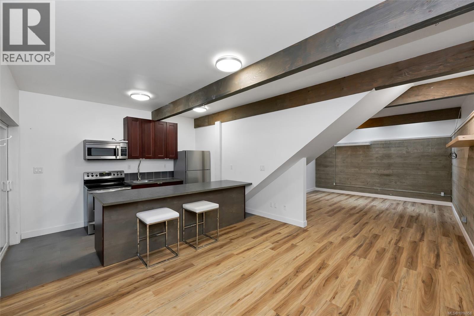 2590 Sooke River Rd, Sooke