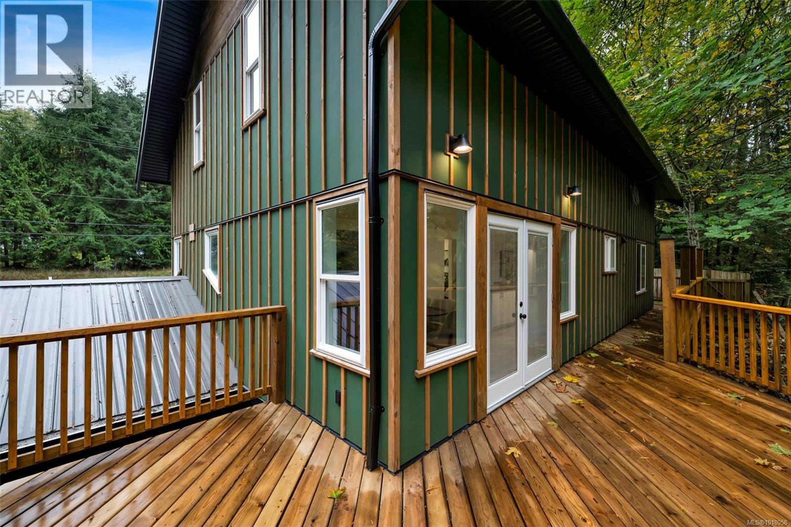 2590 Sooke River Rd, Sooke