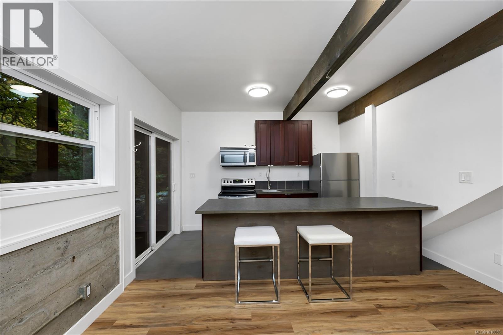 2590 Sooke River Rd, Sooke