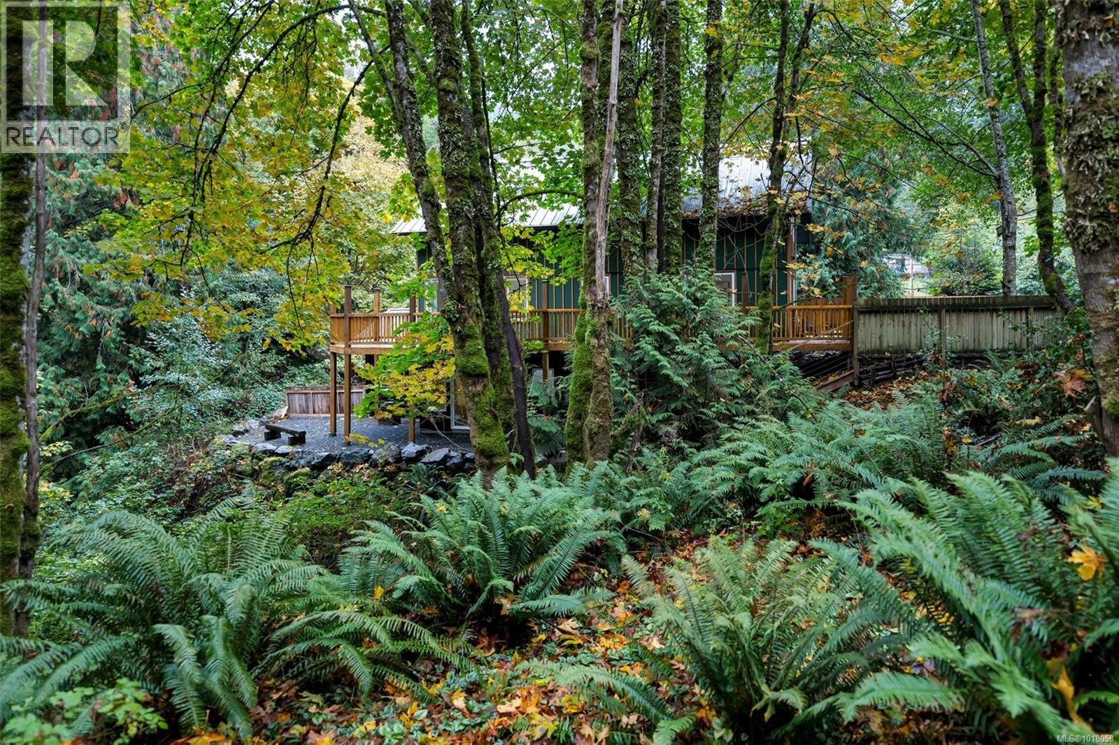 2590 Sooke River Rd, Sooke