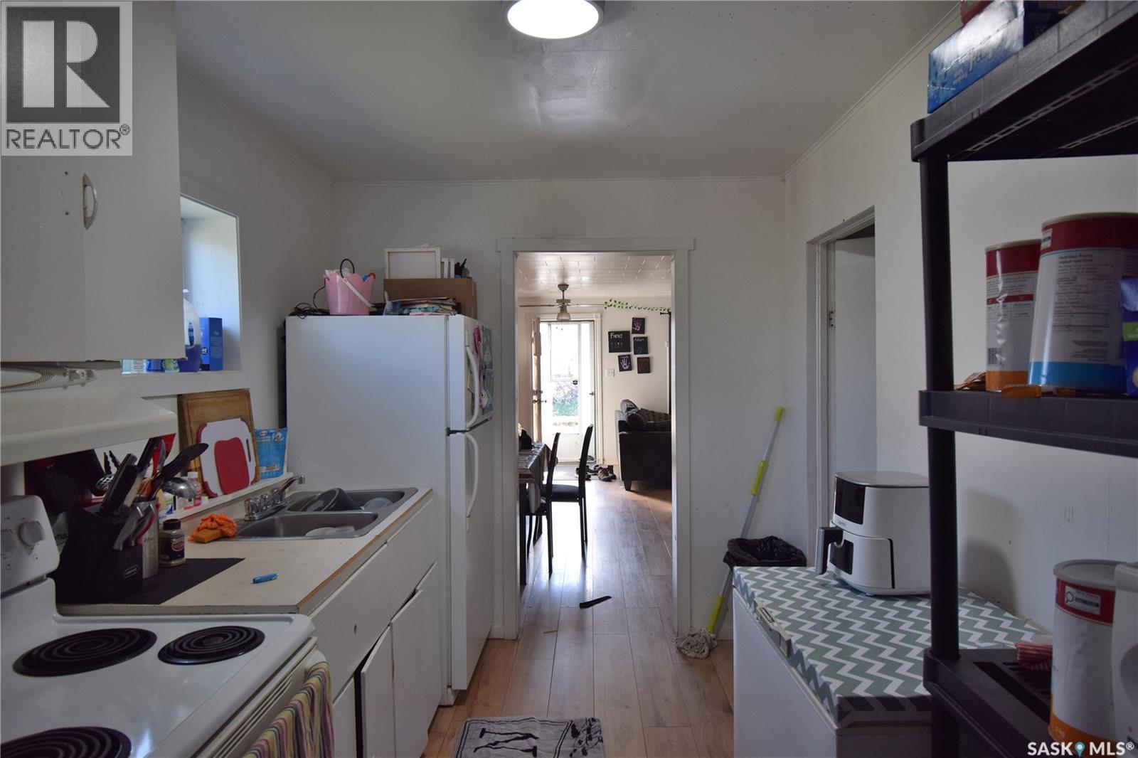 860 13th STREET W - Photo 5 of 15, Prince Albert, Saskatchewan