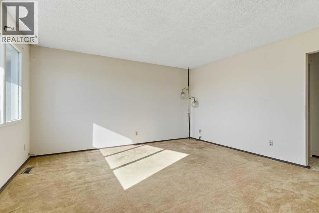 Single Family House Bungalow for Sale in  Maranda Close NE Marlborough Calgary 