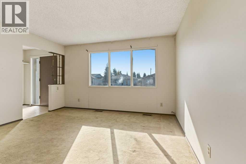 Single Family House Bungalow for Sale in  Maranda Close NE Marlborough Calgary 