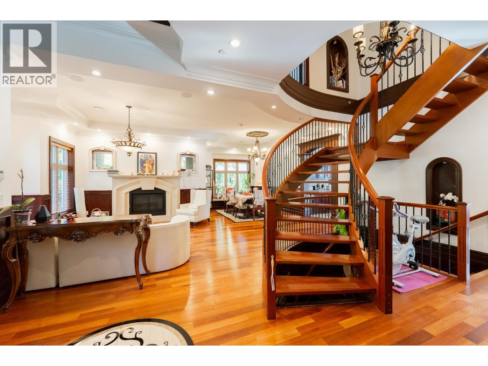 2502 W 36TH AVENUE, Vancouver