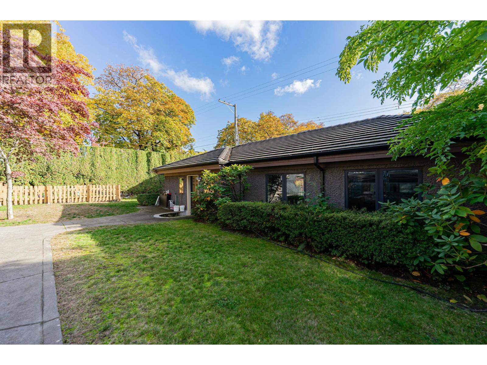 2502 W 36TH AVENUE, Vancouver