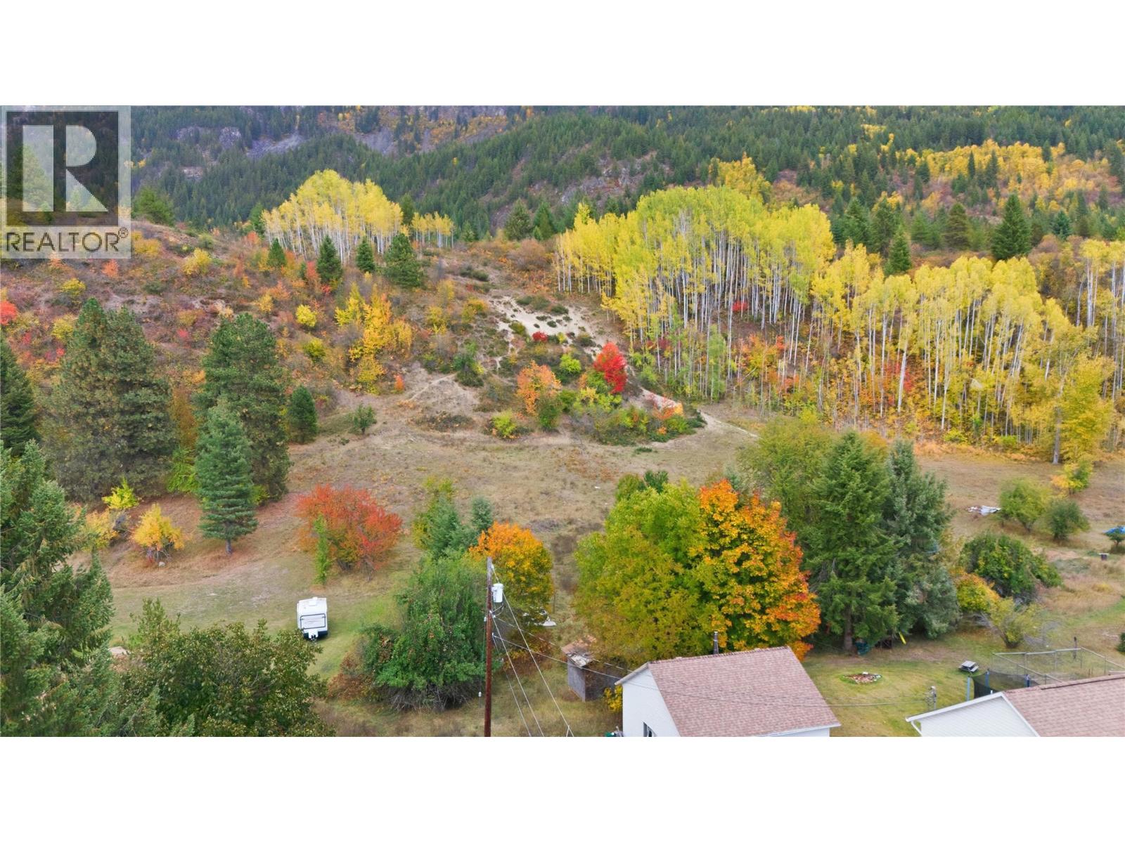 Lot A McPhee Road, Castlegar