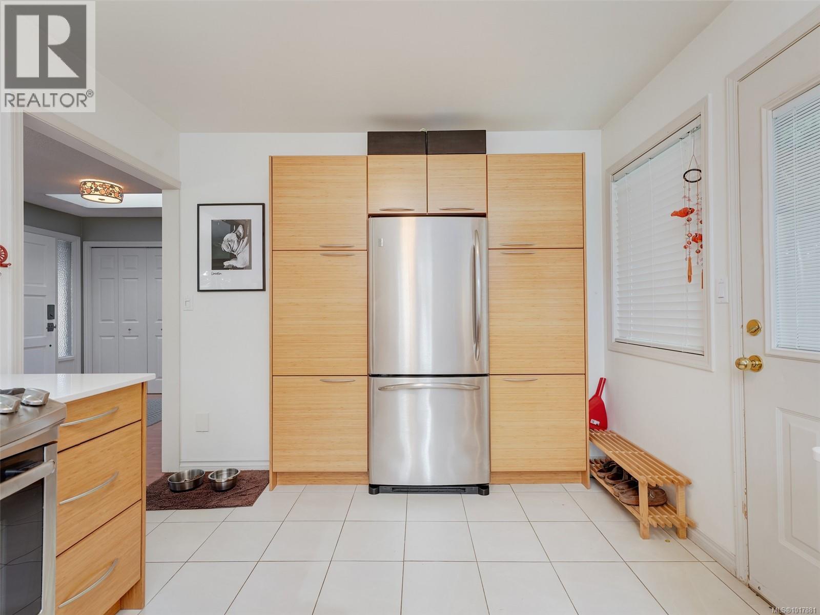 6665 Trudeau Terrace, Central Saanich