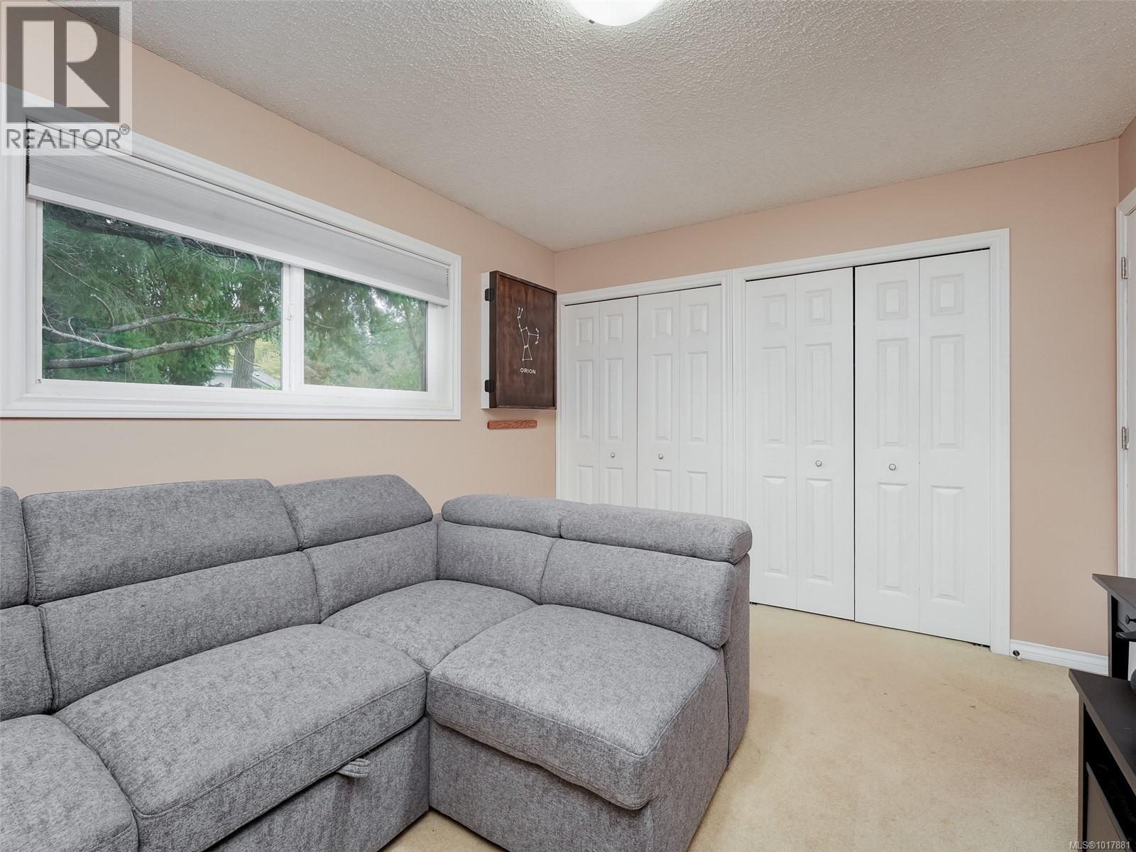 6665 Trudeau Terrace, Central Saanich