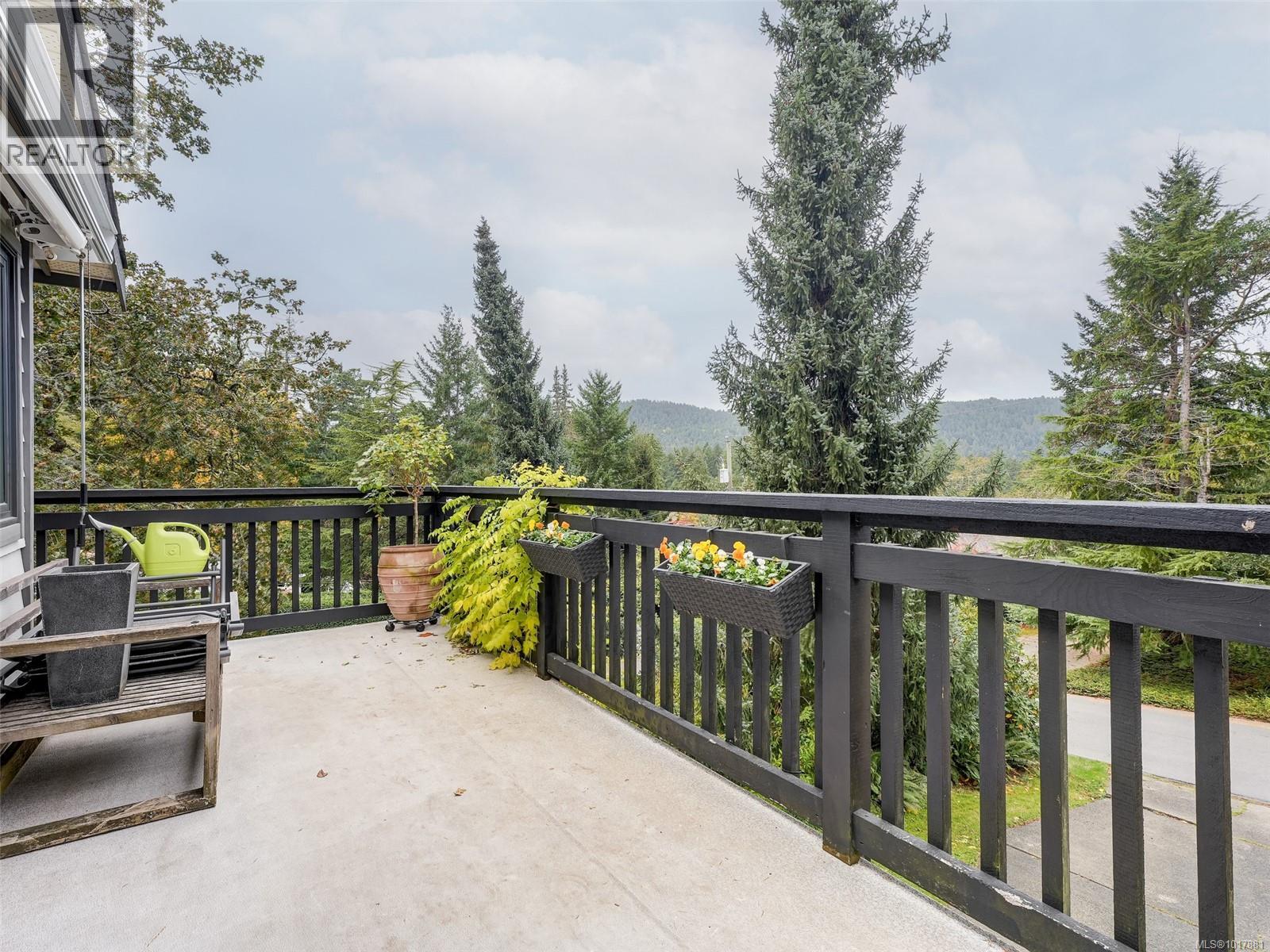 6665 Trudeau Terrace, Central Saanich