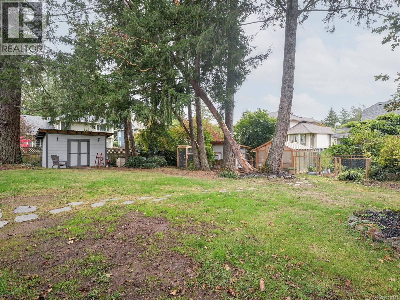 6665 Trudeau Terrace, Central Saanich