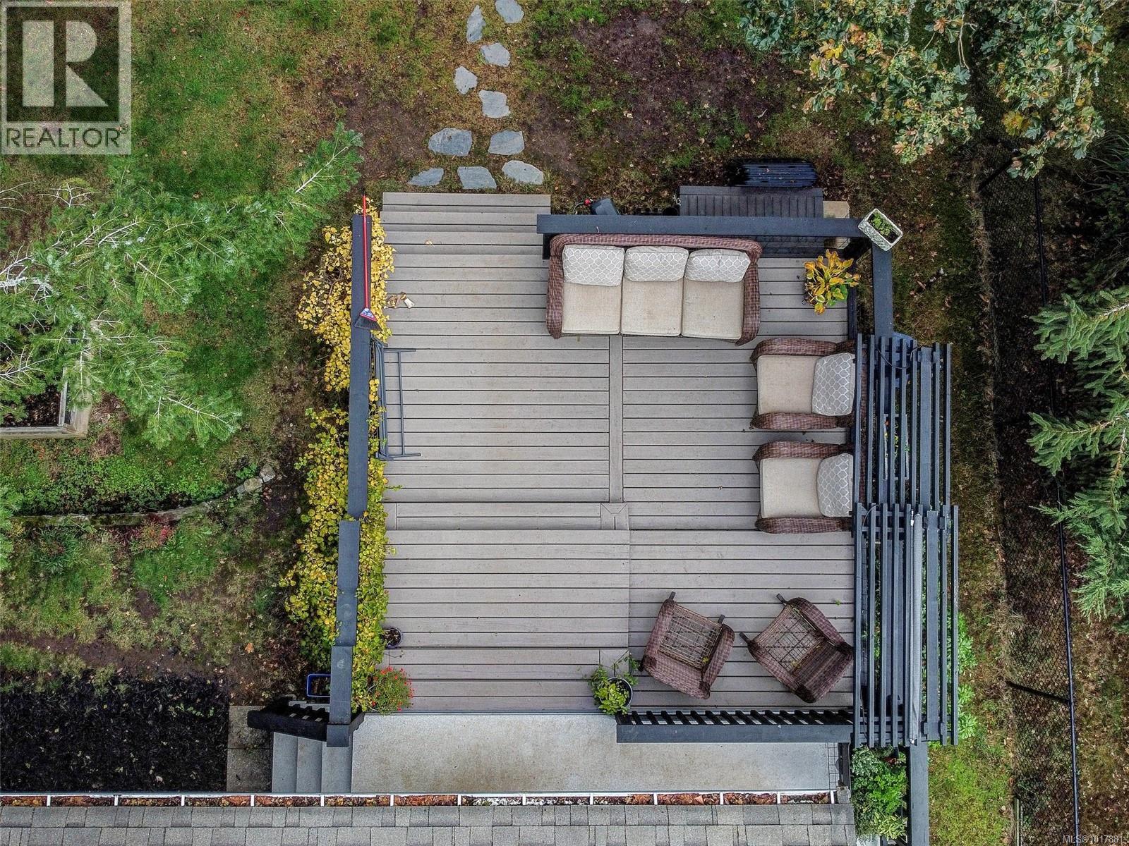 6665 Trudeau Terrace, Central Saanich