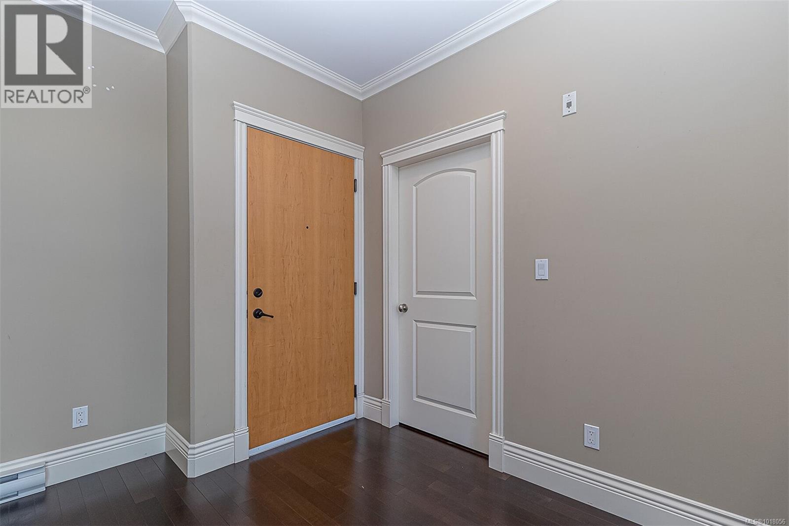 402 755 Goldstream Avenue, Langford