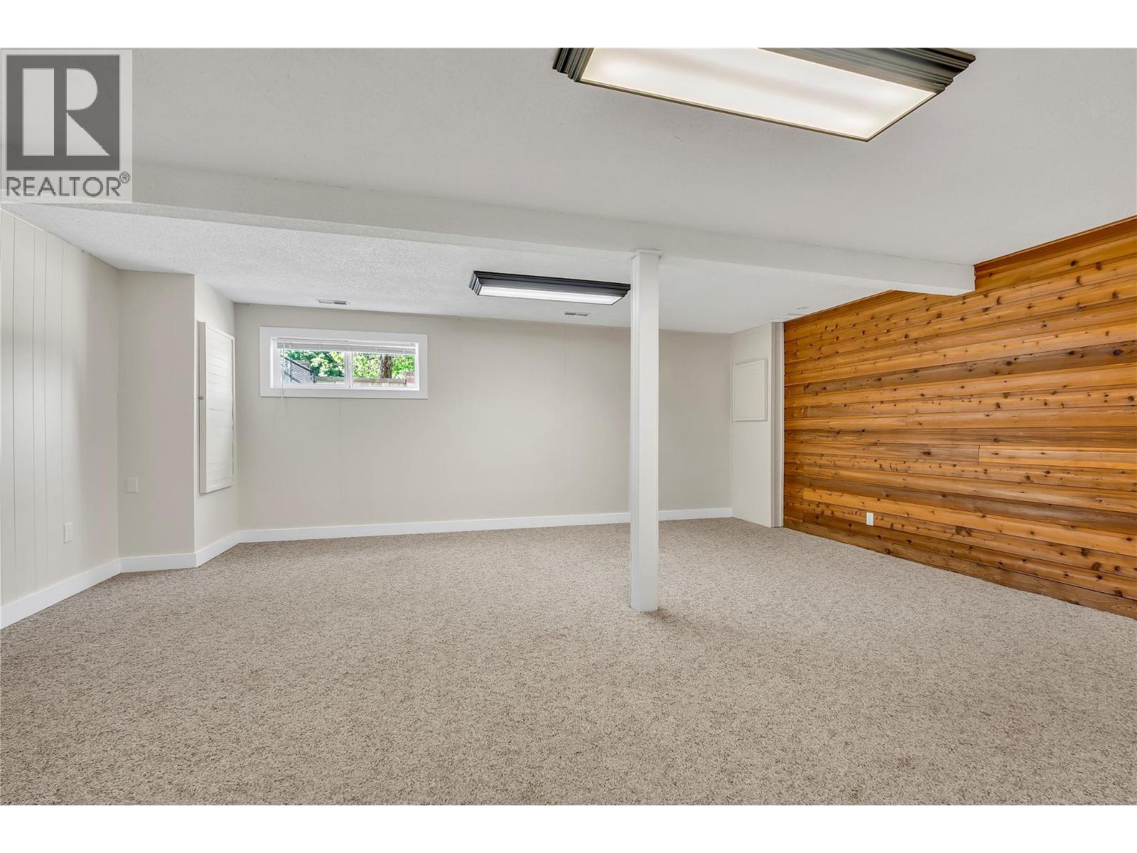 8299 PRAIRIE VALLEY Road, Summerland