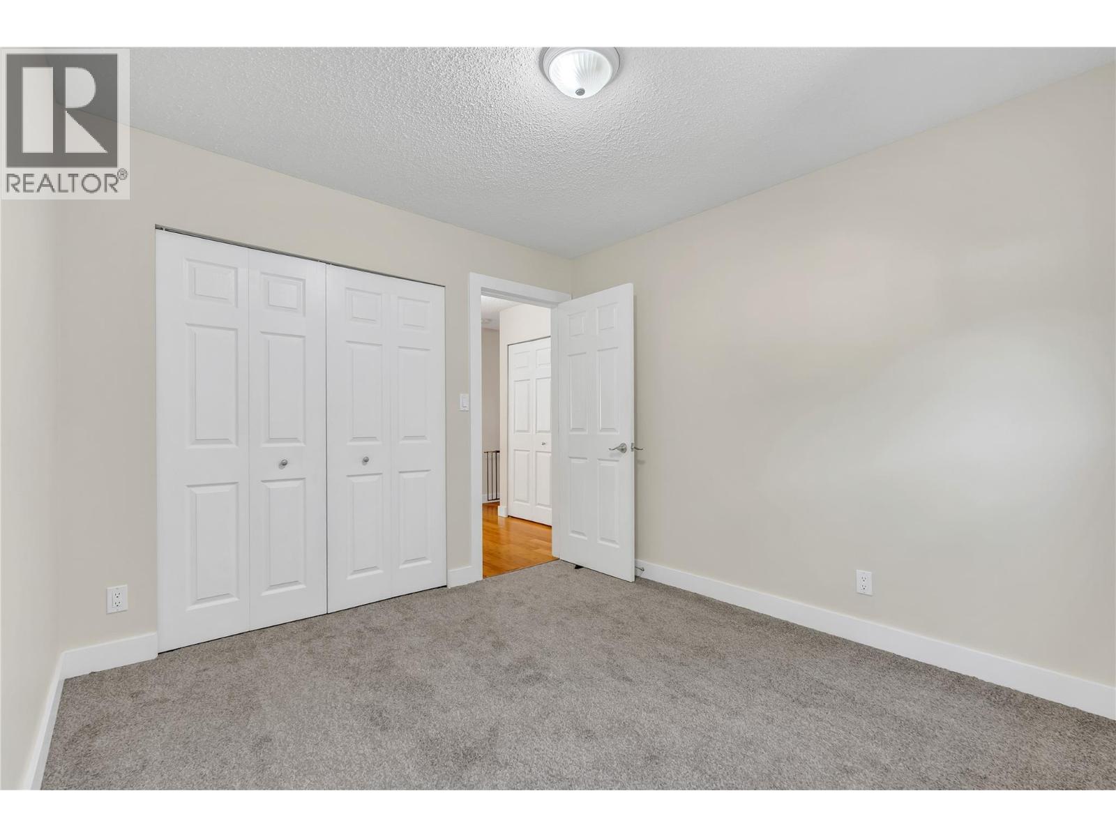8299 PRAIRIE VALLEY Road, Summerland