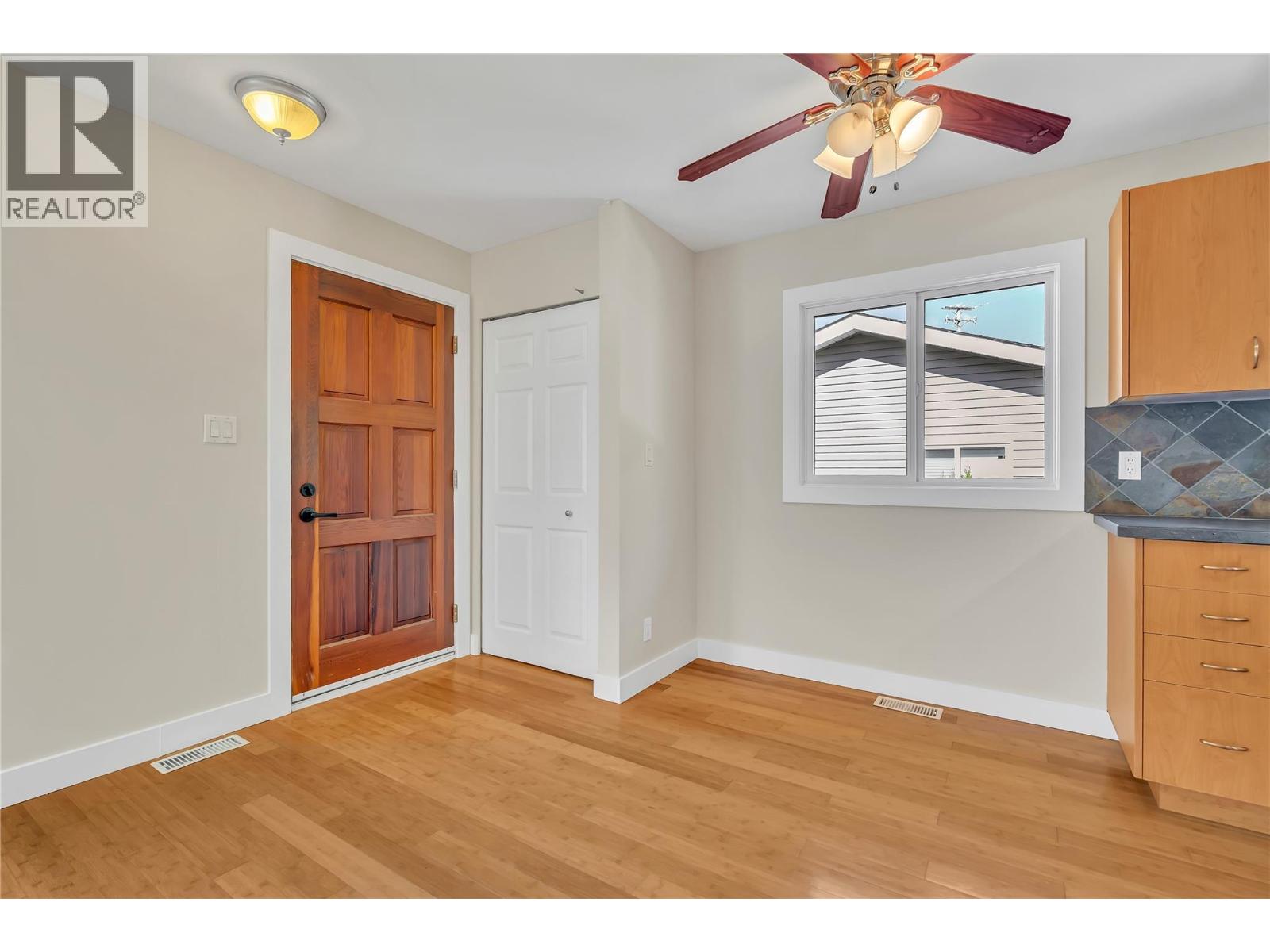 8299 PRAIRIE VALLEY Road, Summerland