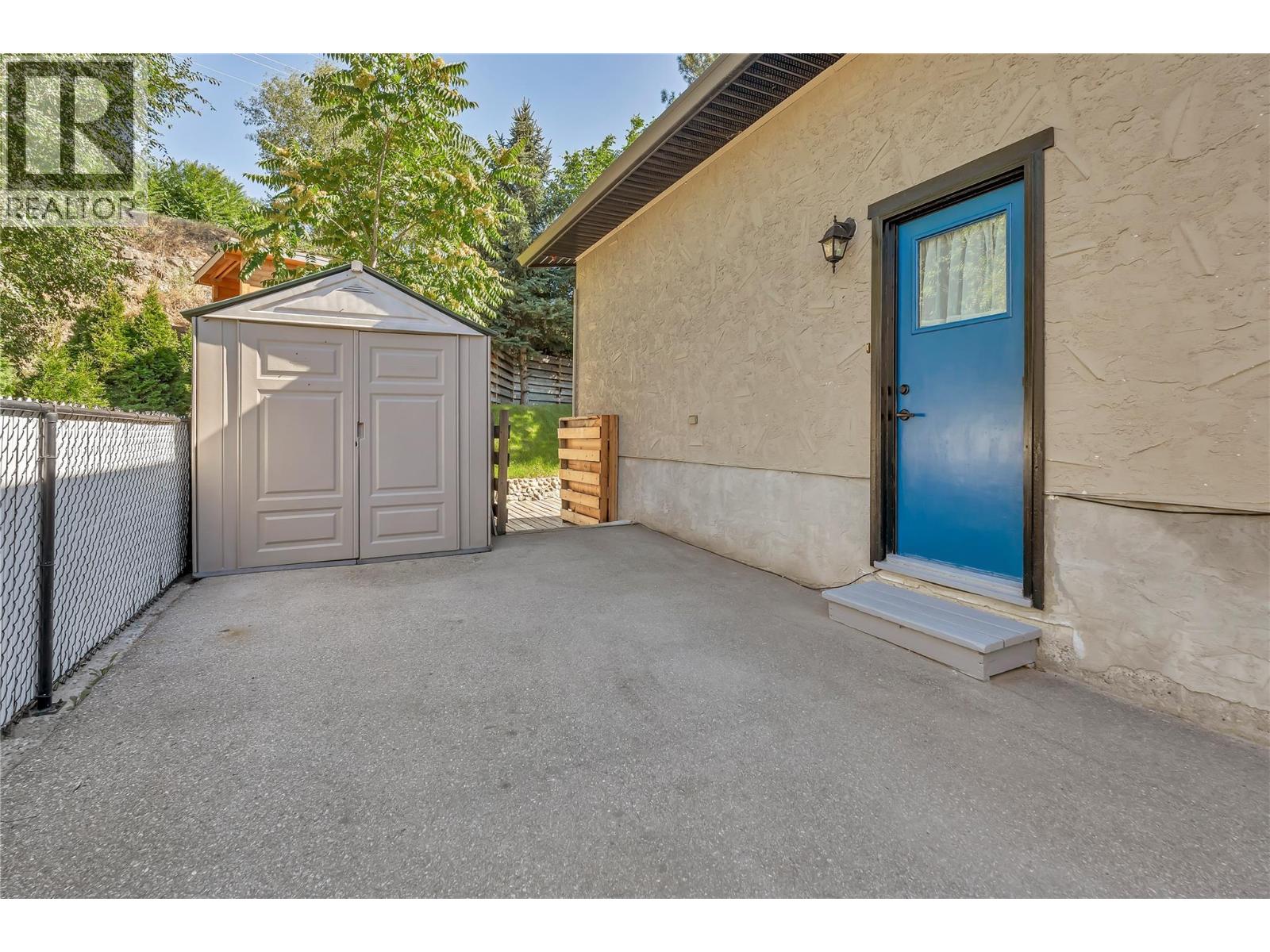 8299 PRAIRIE VALLEY Road, Summerland