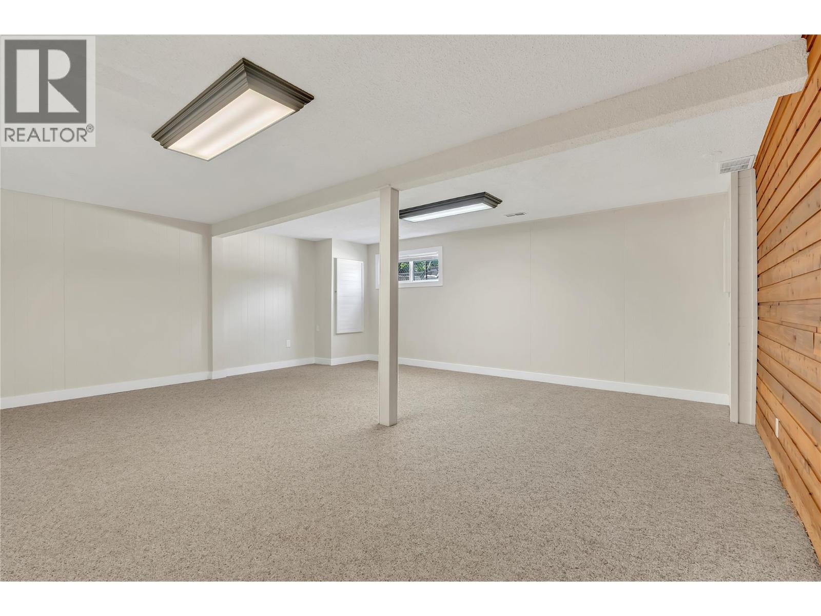 8299 PRAIRIE VALLEY Road, Summerland