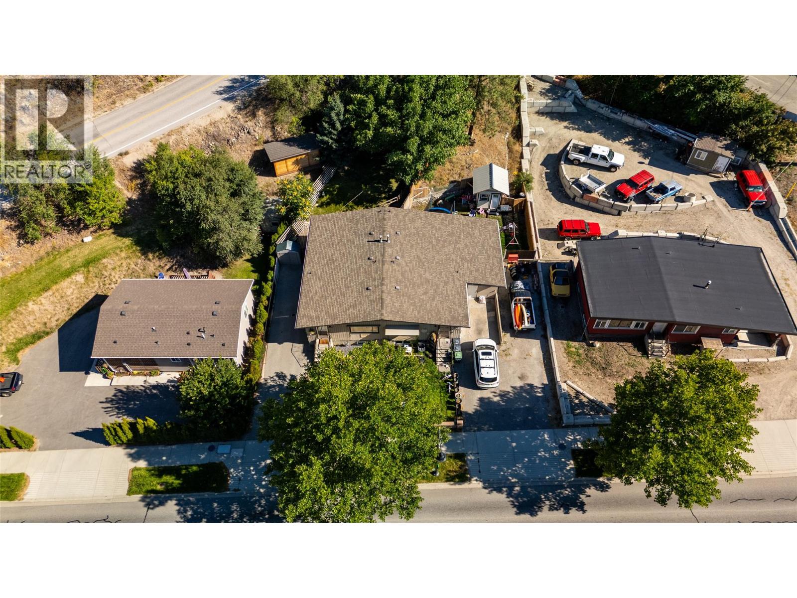 8299 PRAIRIE VALLEY Road, Summerland