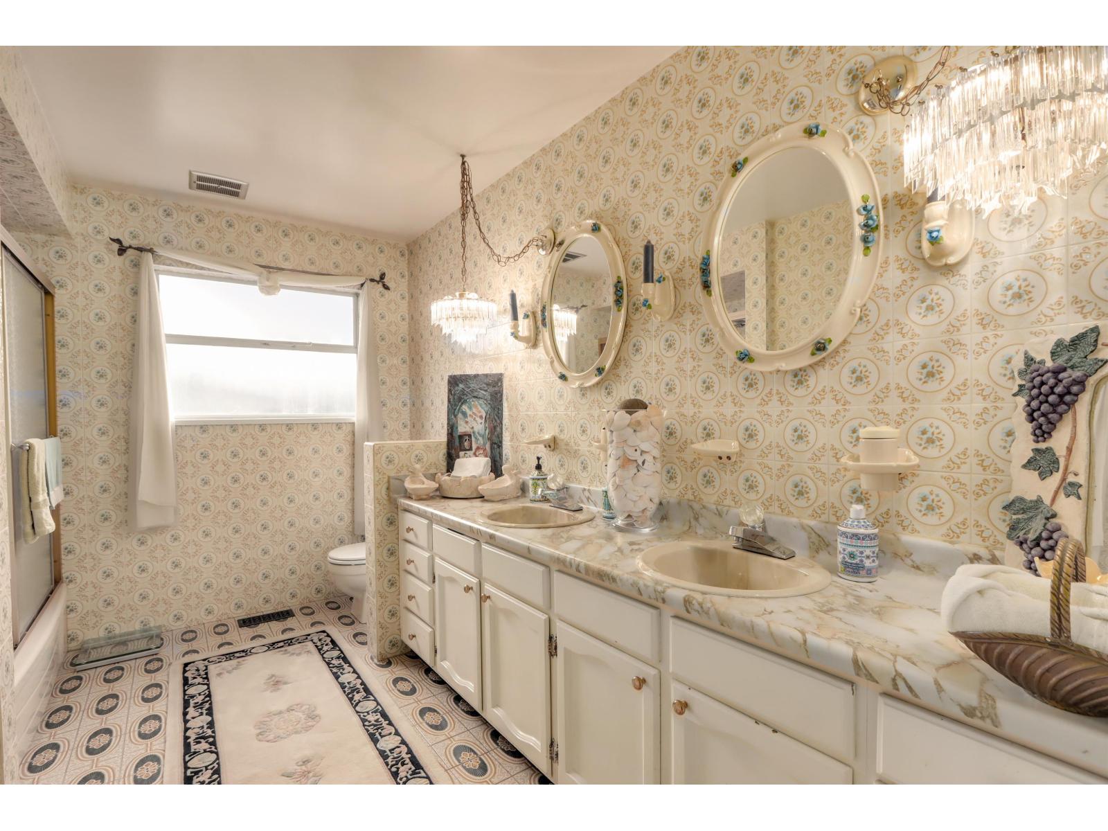 8850 DELVISTA, Delta