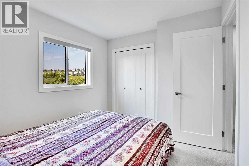 Single Family House for Sale in  Tuscany Summit Square NW Tuscany Calgary 