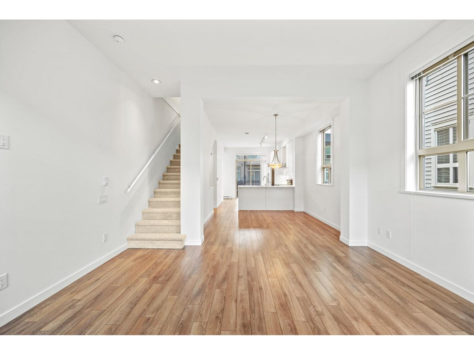 33 16260 23A AVENUE, Surrey