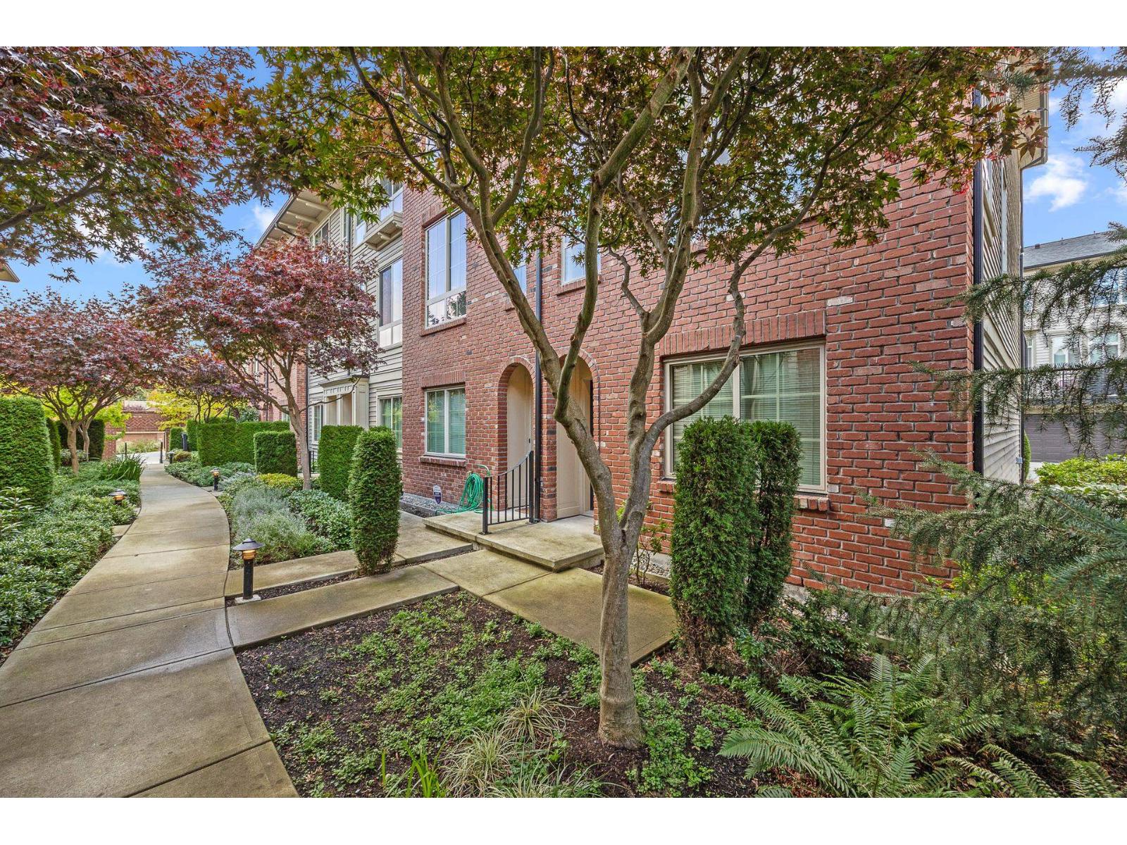 33 16260 23A AVENUE, Surrey