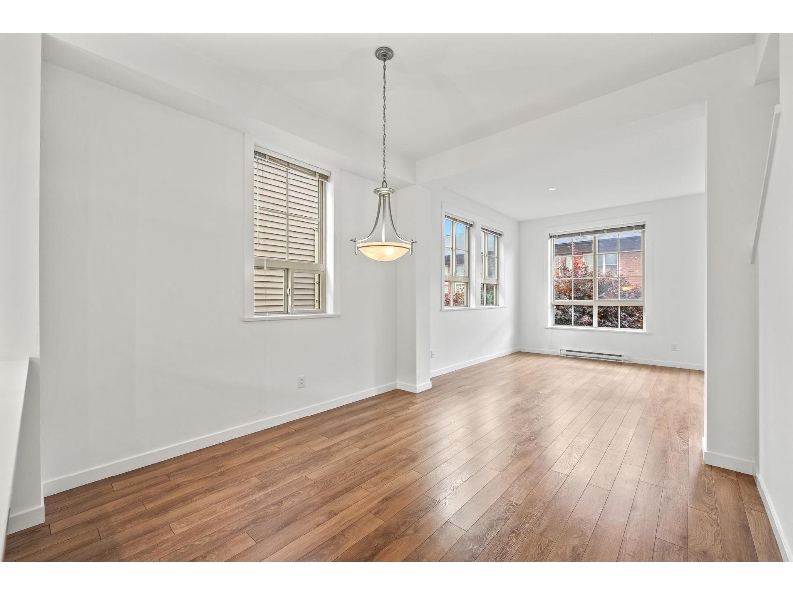 33 16260 23A AVENUE, Surrey