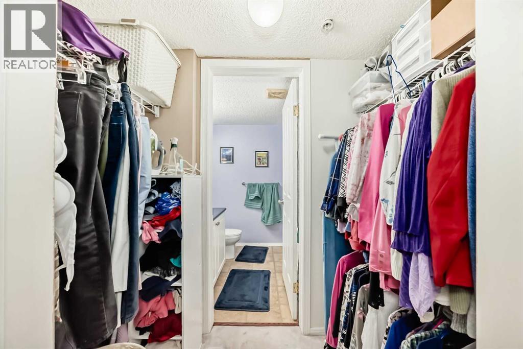 Single Family House for Sale in   Somervale Court SW Somerset Calgary 