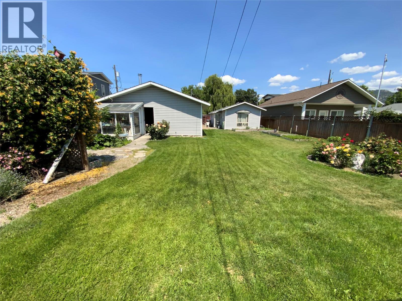449 Conklin Avenue, Penticton