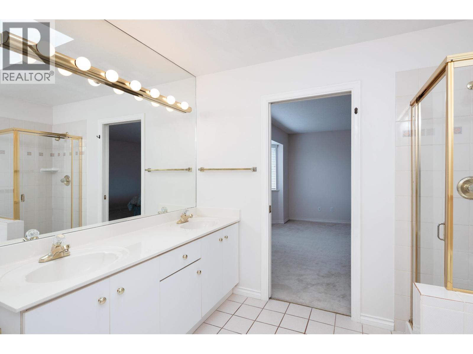 #20-9311 DAYTON Avenue, Richmond