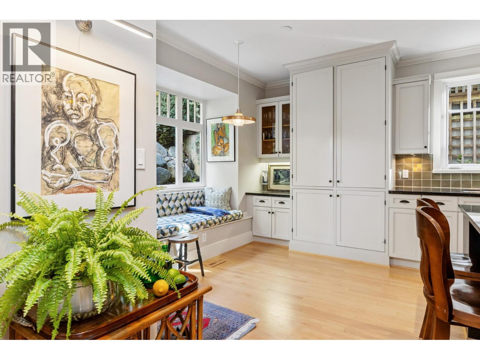 458 E 21ST STREET, North Vancouver