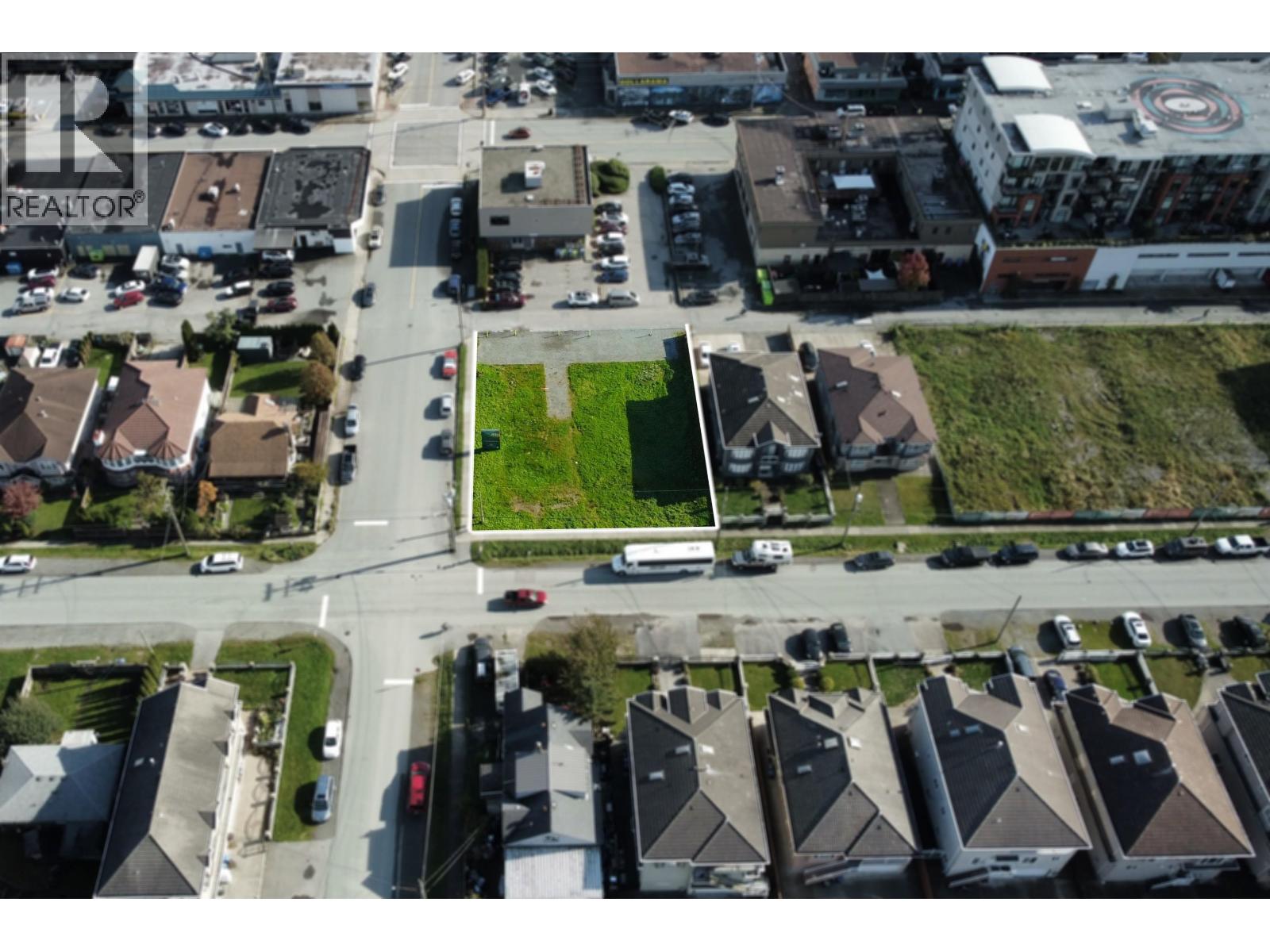 38086 THIRD AVENUE, Squamish