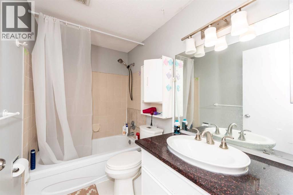 Single Family House for Sale in  Castleridge Way NE Castleridge Calgary 