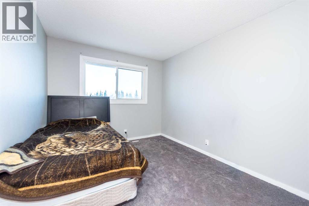 Single Family House for Sale in  Castleridge Way NE Castleridge Calgary 