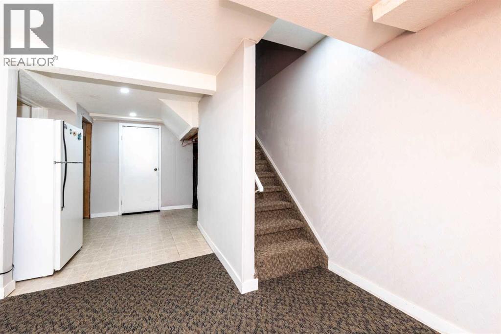 Single Family House for Sale in  Castleridge Way NE Castleridge Calgary 