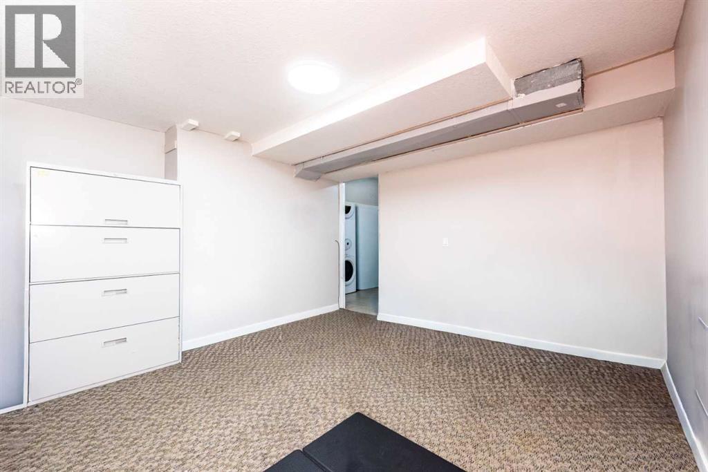 Single Family House for Sale in  Castleridge Way NE Castleridge Calgary 