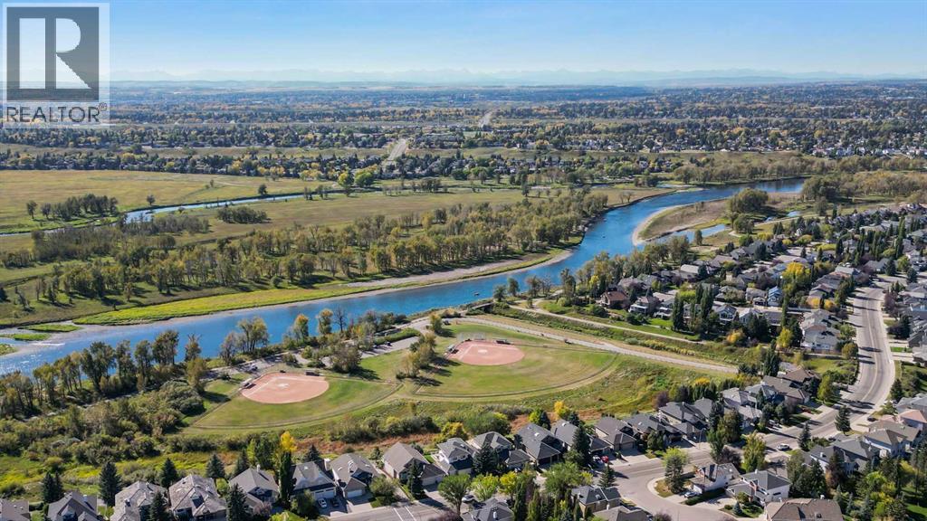 Single Family House Bungalow for Sale in  Douglasview Road SE Douglasdale/Glen Calgary 